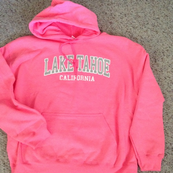 Gildan Jackets & Blazers - Pink sweatshirt NWOT